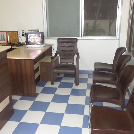 Indradeep Executive Hotel Aurangabad  Buitenkant foto