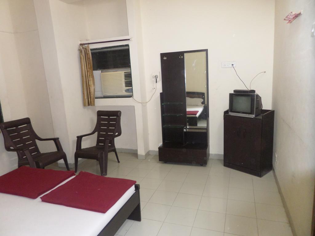 Indradeep Executive Hotel Aurangabad  Kamer foto